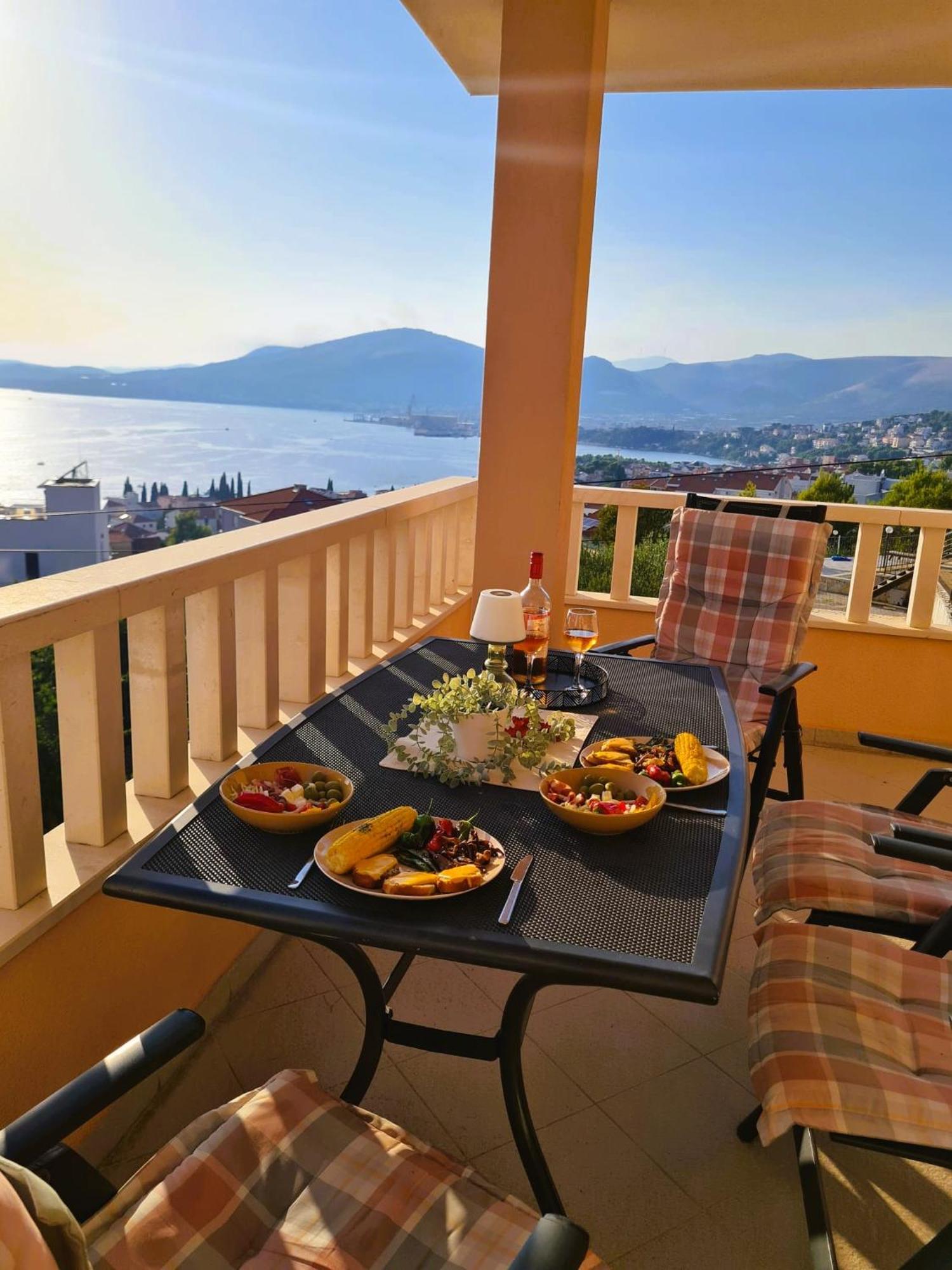 Villa Maja Trogir Exterior foto